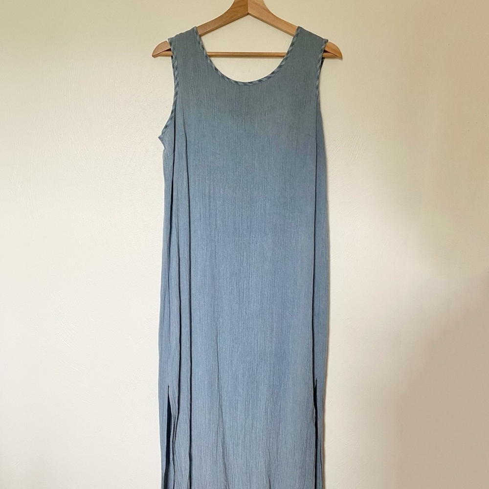 Vintage Sleeveless Blue Midi Dress